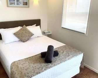 Sunset Beach Holiday Park - Geraldton - Slaapkamer