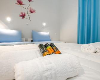 Cormoranos Apartments Rooms Eco Green - Kissamos - Camera da letto
