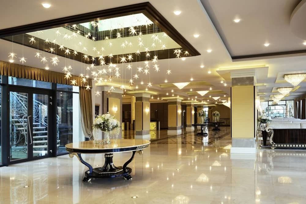 Ambassadori Tbilisi Hotel - טביליסי - לובי