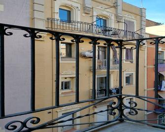 Barceloneta Beach Apartments - Barcelona - Balcón
