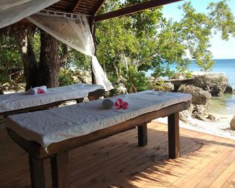 Divi's Boutique Retreat - Mele - Patio