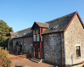The Granary at Tinto Retreats, Biggar is a gorgeous 3 bedroom Stone cottage - Biggar - Bâtiment