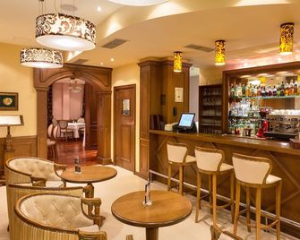 Hotel Club Central - Hissarya - Bar