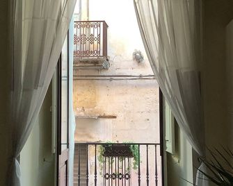 Palazzo Cariddi Apartment - Nardò - Balkon
