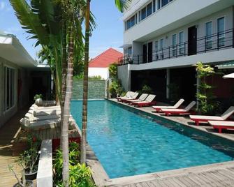 Men's Resort & Spa (Gay Hotel) - Siem Reap - Piscine