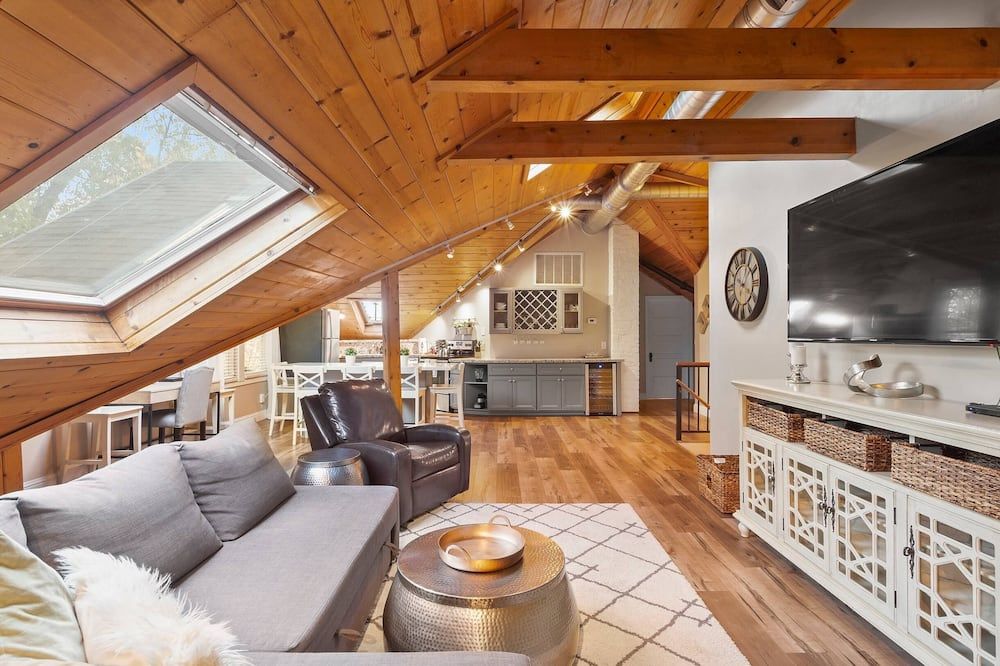 Home in the Heart of Midtown Sacramento! - סקרמנטו - סלון