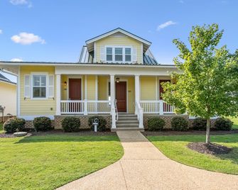 Cozy River 3 Bedroom Family Cottages - Williamsburg - Building