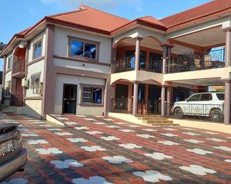 Abank Village - Kumasi - Building