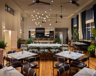 Hampton Inn & Suites Myrtle Beach-Oceanfront - מירטל ביץ' - מסעדה