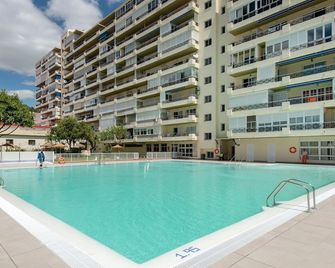 Apartamentos Nucleo Cristal - Torremolinos - Piscina