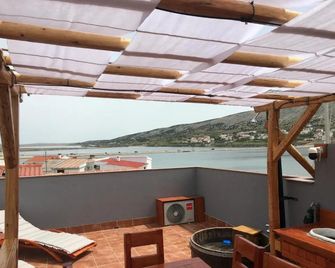 4rest Vila - Pag - Balcony