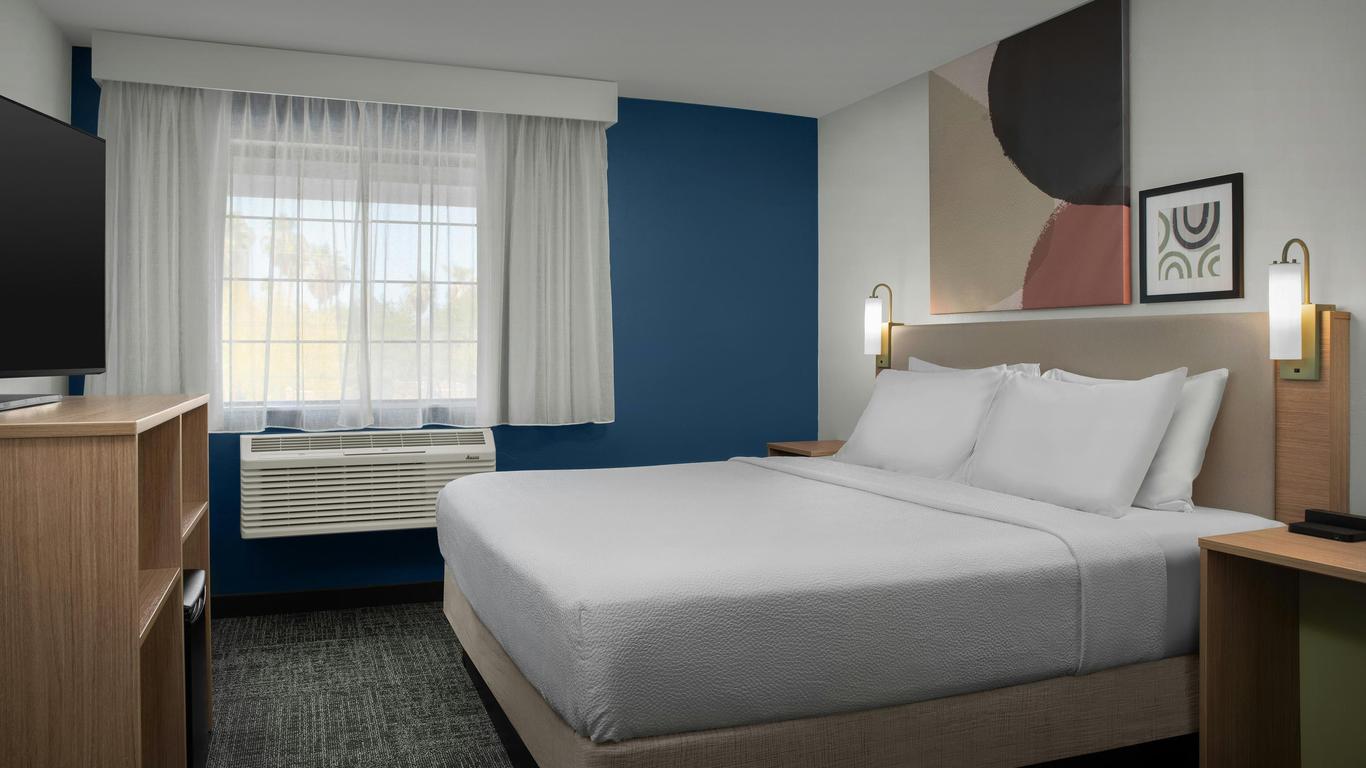Spark by Hilton Tucson Airport