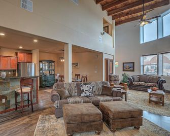 Tierra de Milagros~ Serene ~ Private ~ Secure - Bernalillo - Obývací pokoj