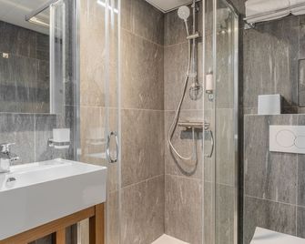 Green Park Hotel Paris - Paris - Bathroom