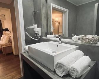 Rozos Hotel - Agios Emilianos