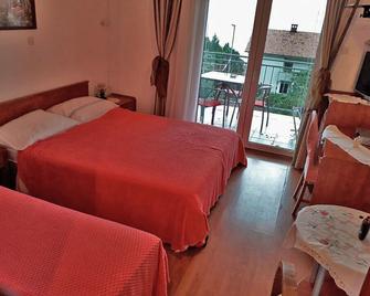 Hotel Ema - Novi Vinodolski - Bedroom