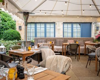 The Wheatsheaf Inn - Cheltenham - Restaurant