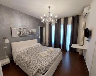 Cameracaffè sul Lago - Arezzo - Bedroom