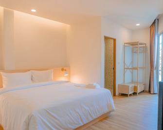 Baan Cocoa Boutique Hotel - Takua Thung - Schlafzimmer