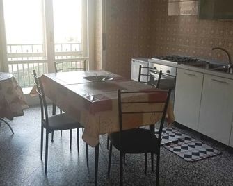 B&B - Antonietta & Friends - Mercato San Severino - Dining room