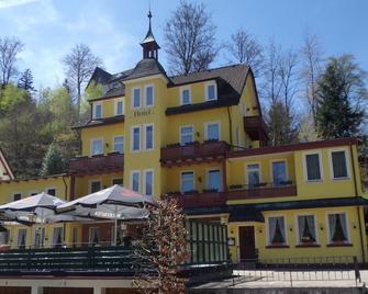 Hotel & Restaurant Sieben Linden - Lauterbach (Schwarzwald) - Gebouw