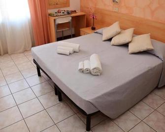 Hotel Jolanda - Bellaria-Igea Marina - Slaapkamer
