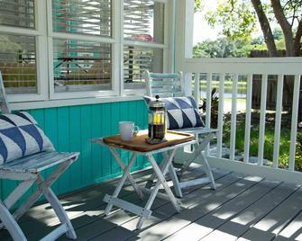 Casa Artista - A Most Enchanting, Relaxing Escape - Safety Harbor - Balcony