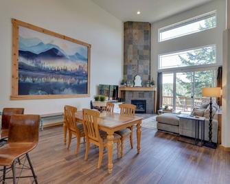 Klamath Falls Getaway with Pool and Hot Tub Access! - Klamath Falls - Spisestue
