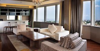 Fleuve Congo Hotel By Blazon Hotels - Kinshasa - Living room