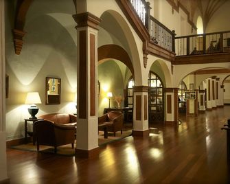 Monasterio De Piedra - Nuevalos - Lobby