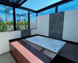 Holiday & Business Hotel - Chapecó
