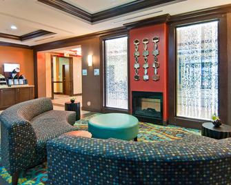 Holiday Inn Express & Suites San Antonio Se By At&t Center, An IHG Hotel - סן אנטוניו - לובי