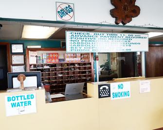 Arrow Motel By OYO Near Downtown - Orlando - Front desk