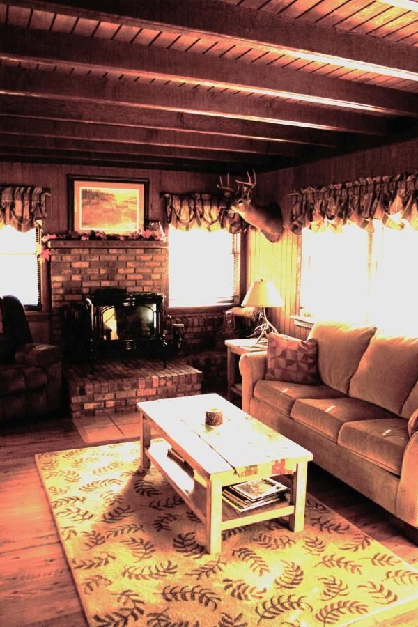 Brown Drake Lodge
