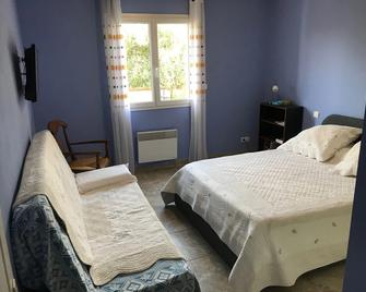 Chambre 2 Beziers Villeneuve - Villeneuve-lès-Béziers