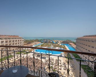 夏威夷花園水上樂園度假飯店 - 僅供伴侶入住 - El Gouna - 陽台