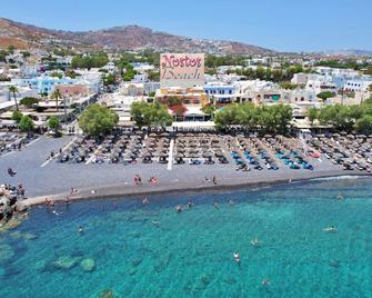 Nostos Beach - Kamari - Beach