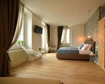 Lainez Rooms & Suites - Trento - Bedroom