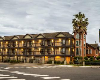Executive Inn & Suites Sacramento - Sacramento - Building