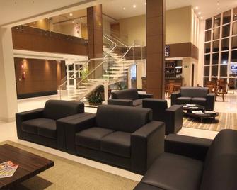 Hotel Caiuá Cascavel - Cascavel - Lounge
