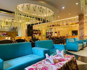 Hotel Razza - Khanna - Lounge