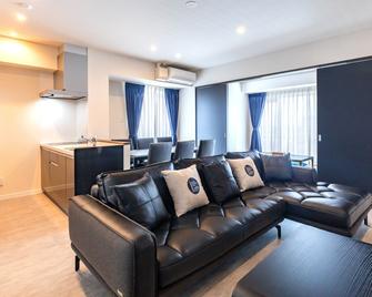 Lapin Mihama Residence Hotel - Chatan - Obývací pokoj