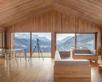 Exclusive design chalet on 1 800 meters, 4-6 pers., above Törbel - Törbel - Salon