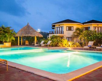 Kura Hulanda Lodge & Beach Club - Sabana Westpunt - Pool