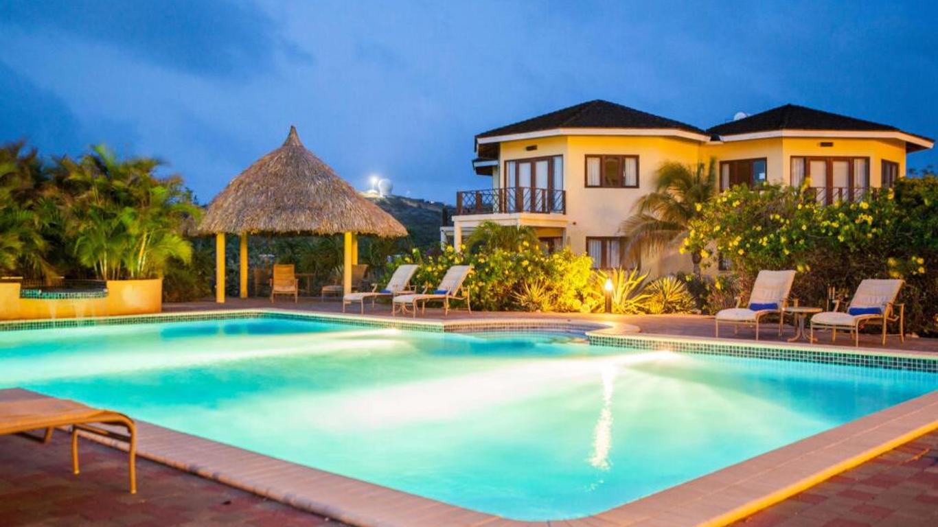 Kura Hulanda Lodge & Beach Club