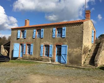 Gîte 12 Personnes - Brem-sur-Mer - Bâtiment
