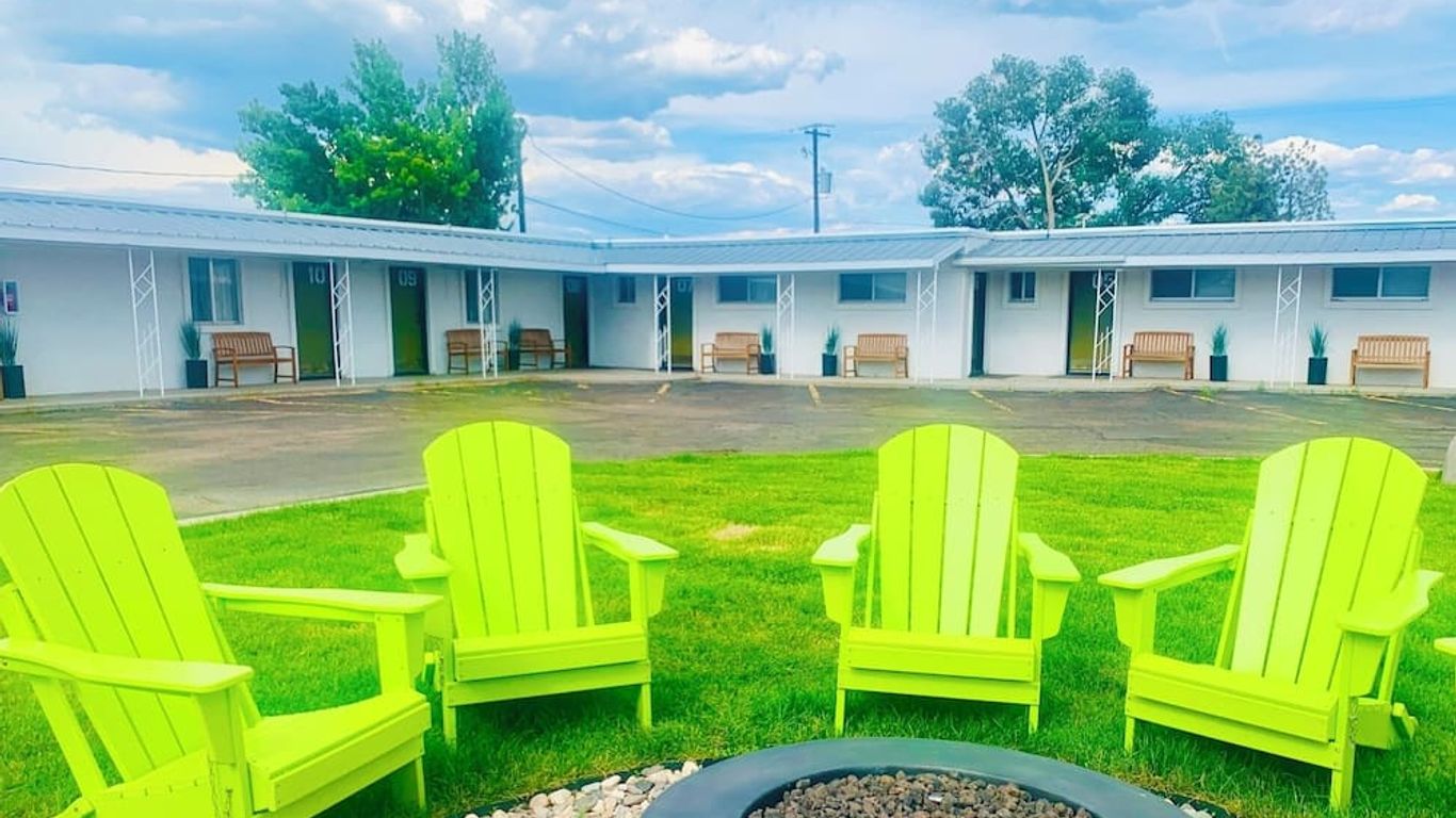 Dragonfly Motor Lodge