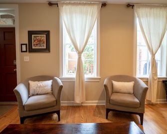 Old Town Suites Operated by Roscoe Village Guesthouse - שיקאגו - סלון