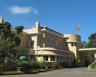 Starhill Hotel - Dalat - Building