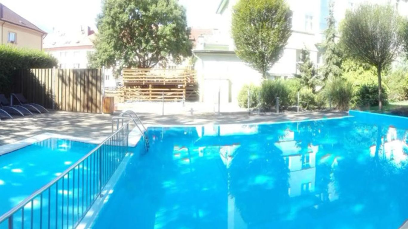 ويلنس هوتيل سنترال